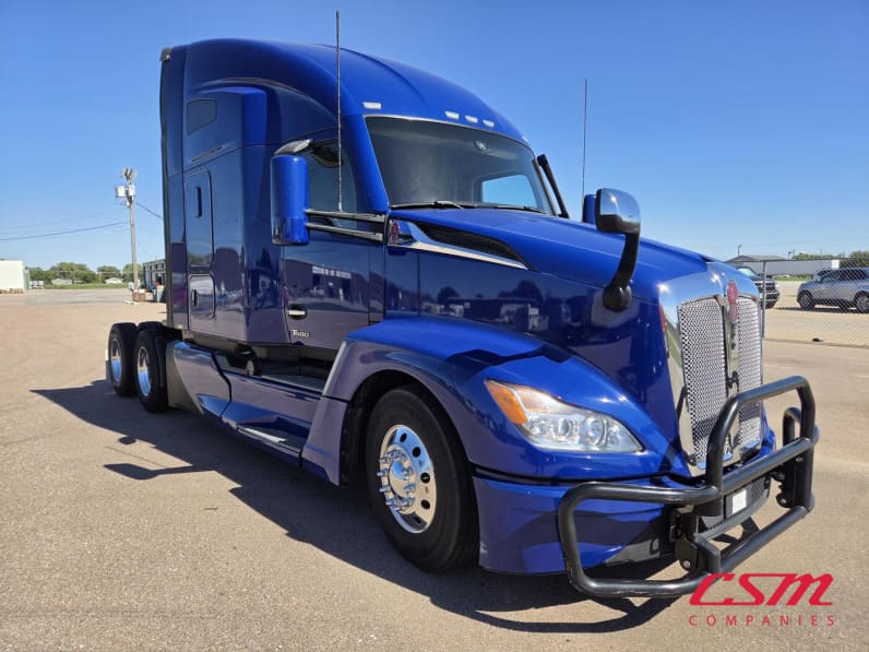 Exterior front passenger side for this 2023 Kenworth T680 (Stock number: UPJ216993)