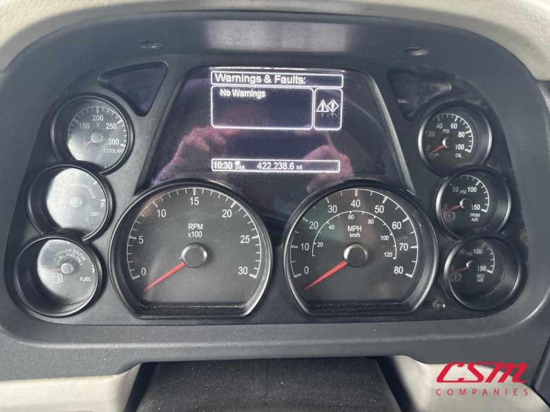 Mileage for this 2019 Peterbilt 567 (Stock number: UKD261348)