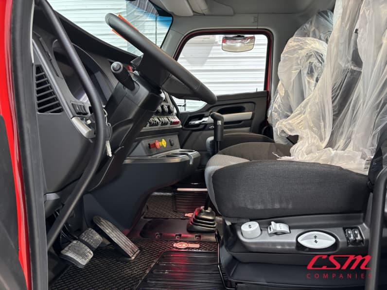 Drivers side door open for this 2027 Kenworth T880 (Stock number: VJ275531)