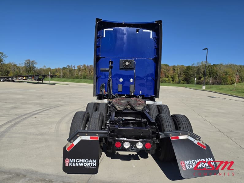 Exterior full rear view for this 2023 Kenworth T680 (Stock number: UPJ216963)