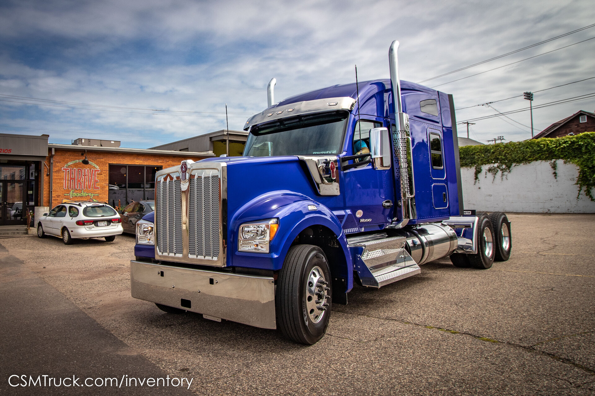 Wausau Location Unveils First W990 CSM Truck