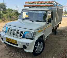 Mahindra Bolero Maxi Truck