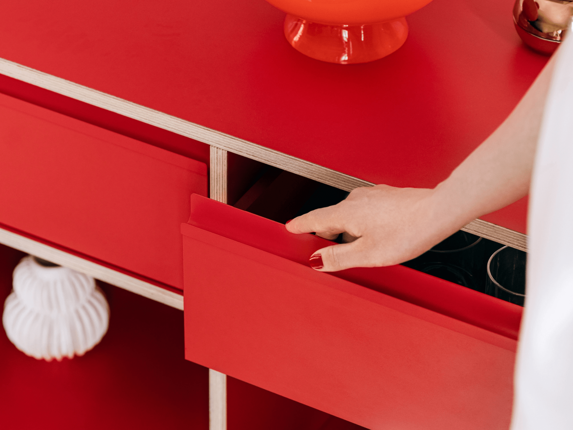 Chest Of Drawers in Red with Backpanels 3