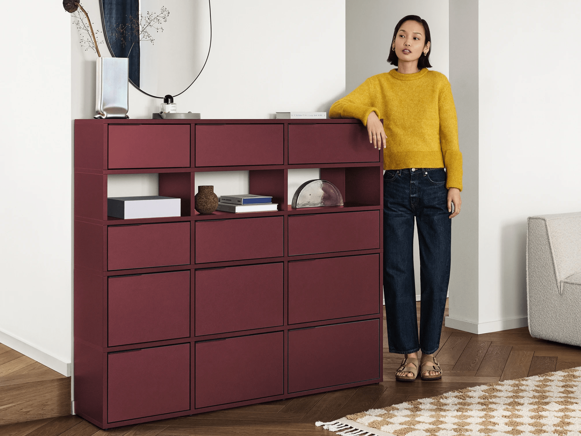 Chest Of Drawers in Burgund with Doors and Backpanels 1