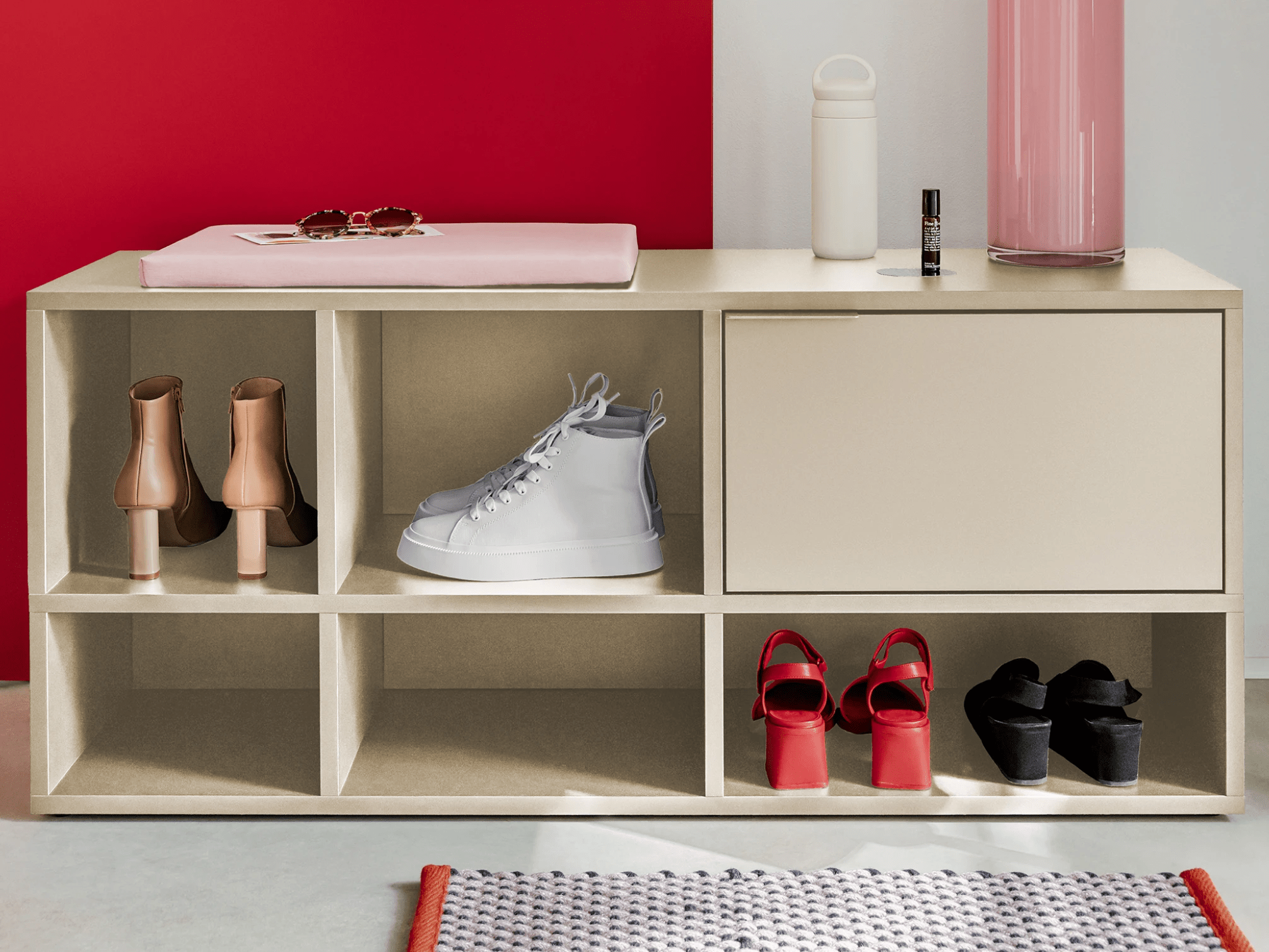 Shoe Rack in Beige with Doors and Drawers 2