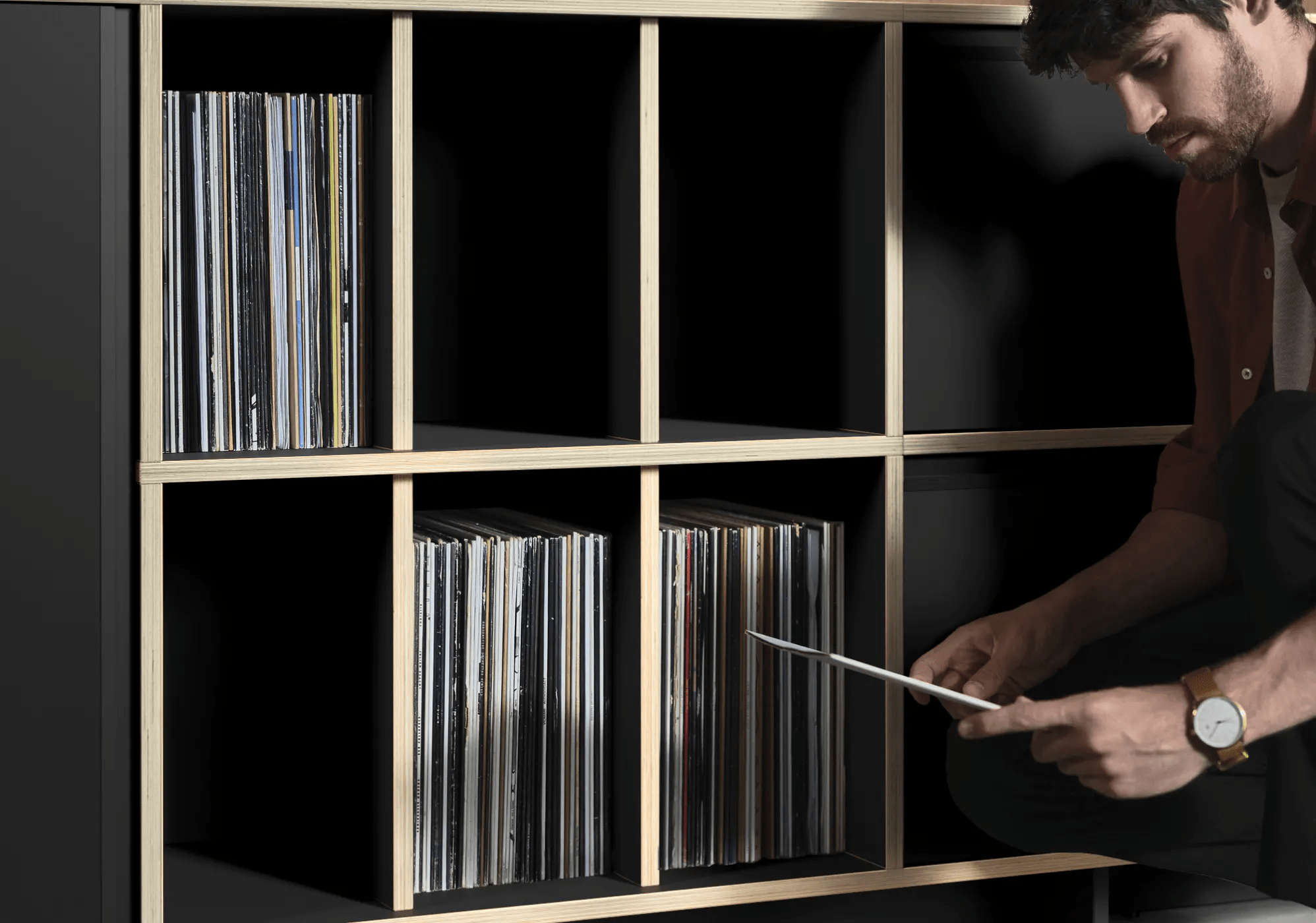 Sideboard in Schwarz mit Türen und Schubladen 2