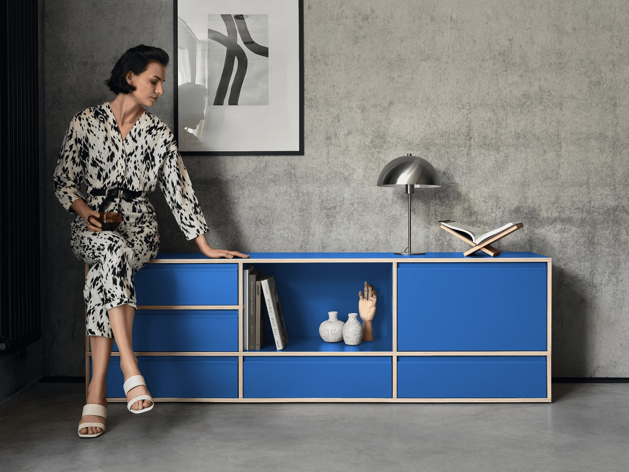 Credenza in Blu con Cassetti 1