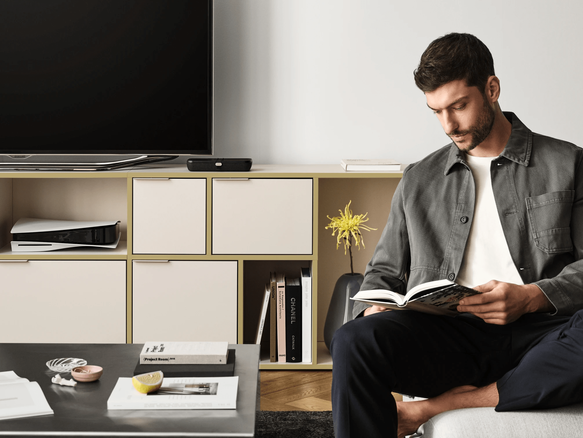 Tv Stand in Sand and Yellow with Drawers and Backpanels 2