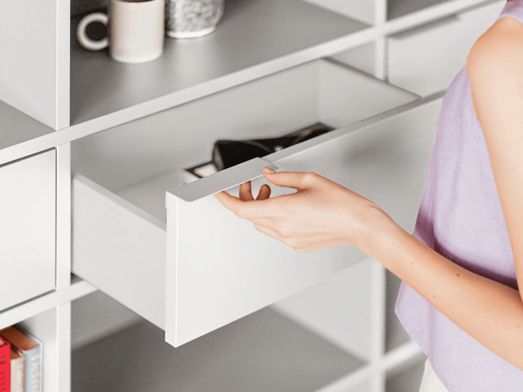 Wall Storage in White with Doors and Drawers 3