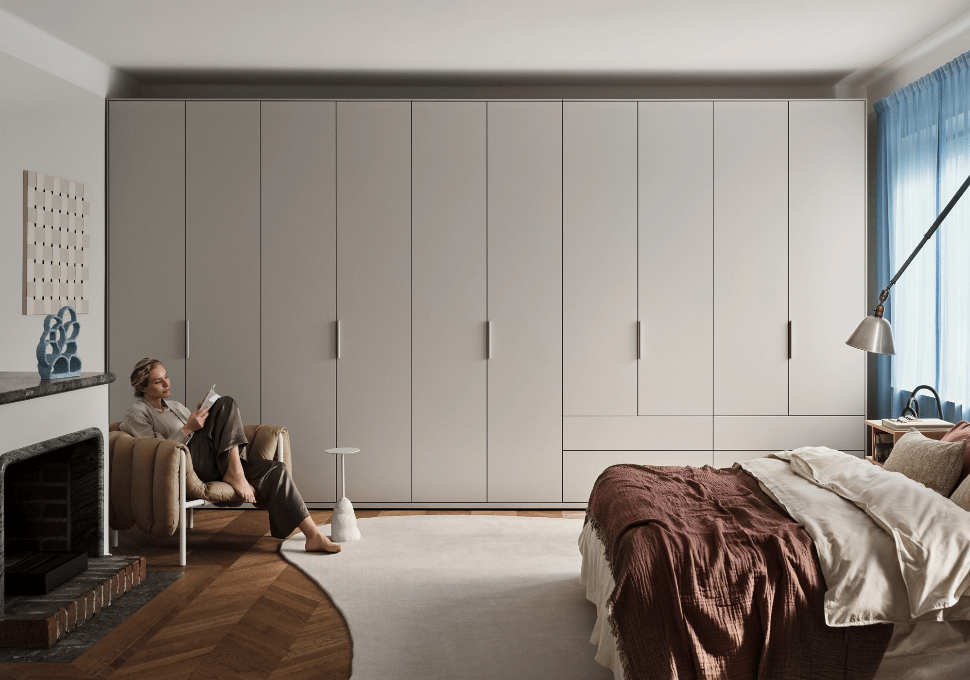 Wardrobe in Cashmere and Gray with Internal and External Drawers 1
