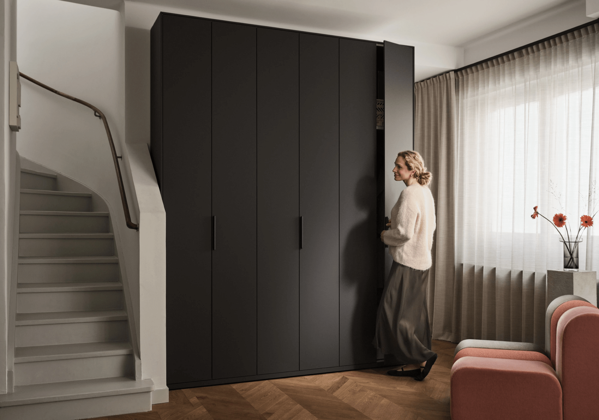 Wardrobe in Graphite and Gray with External Drawers and Rail 1