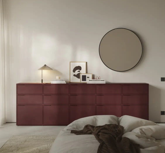 The Chest of Drawers