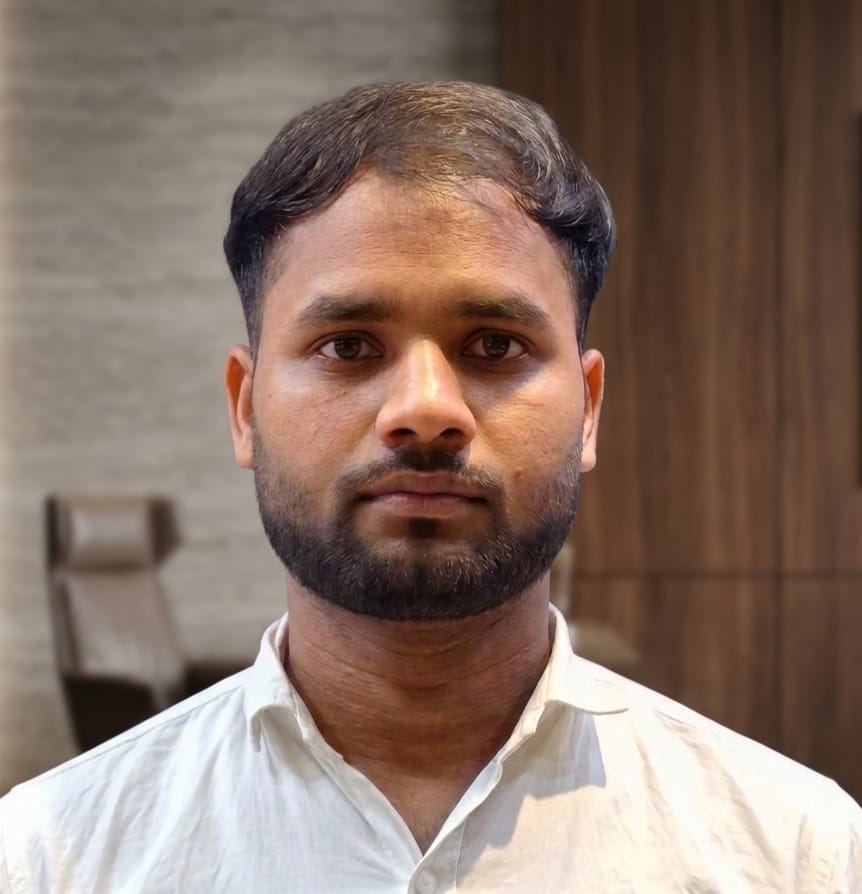 SAMEER KHAN — MATHEMATICS & COMPUTER SCIENCE faculty at Neuron Academy