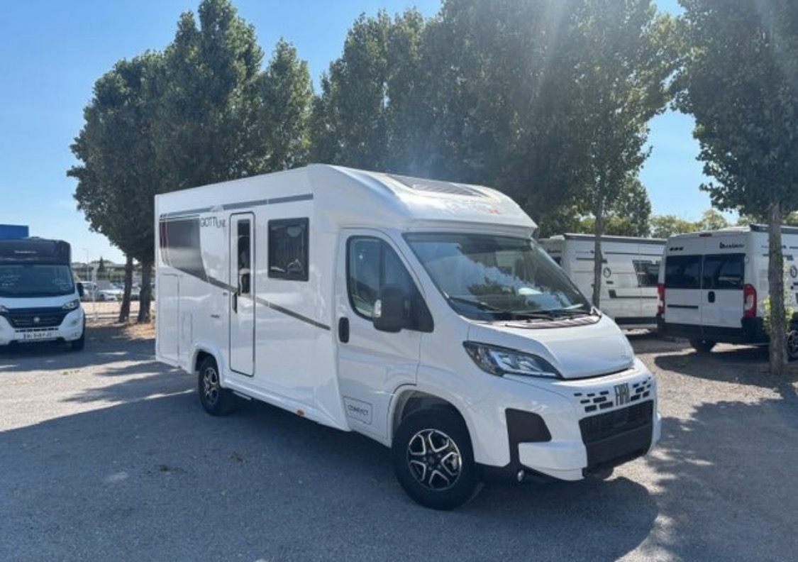 Camping-car profilé 2022 sur Fiat Ducato