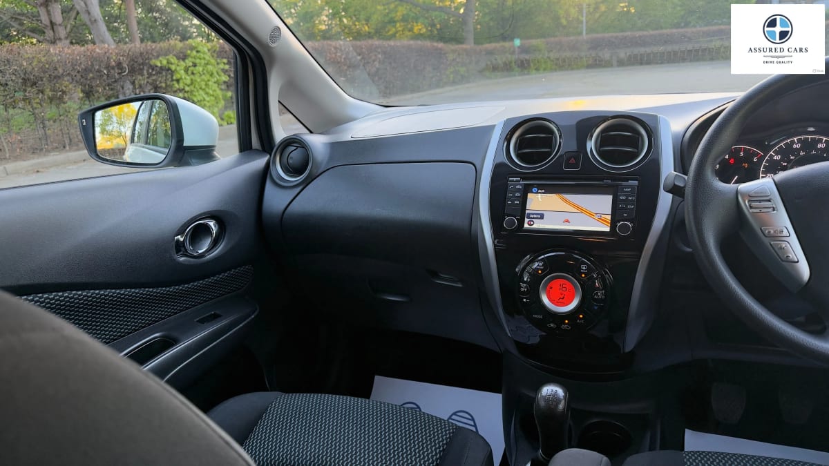 Car View 17