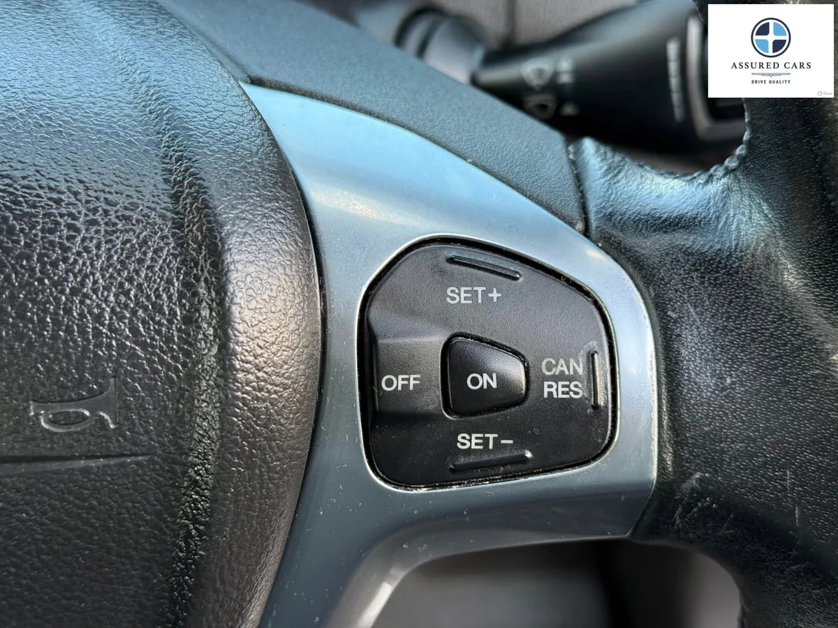 Car View 36