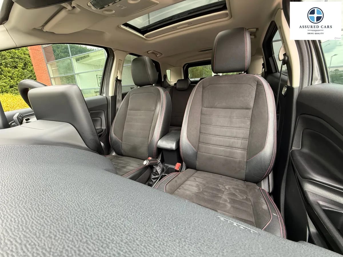Car View 17