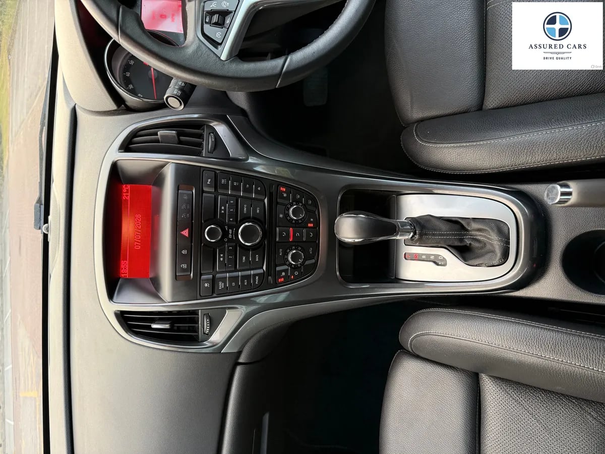 Car View 13