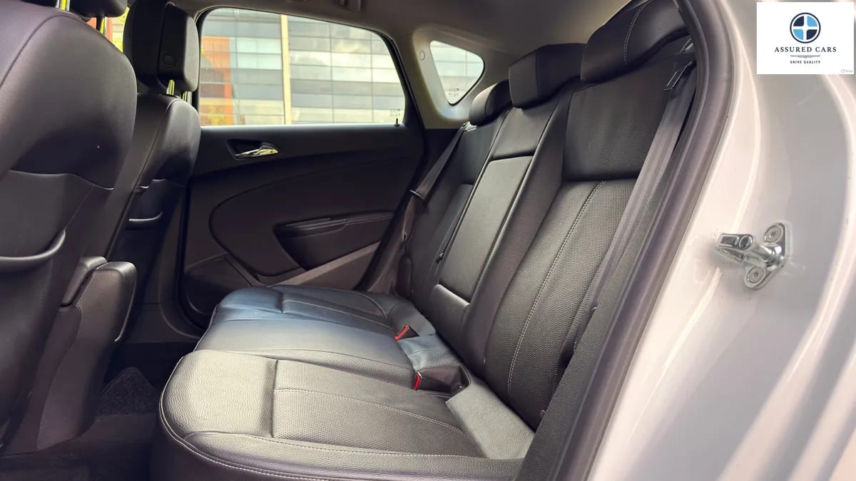 Car View 20