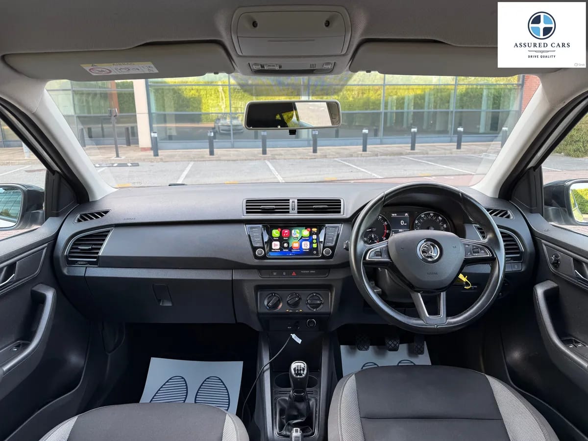 Car View 16