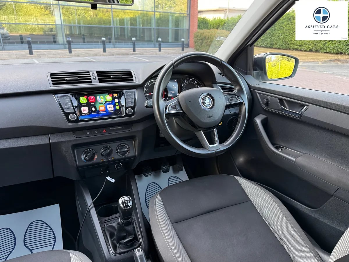 Car View 14