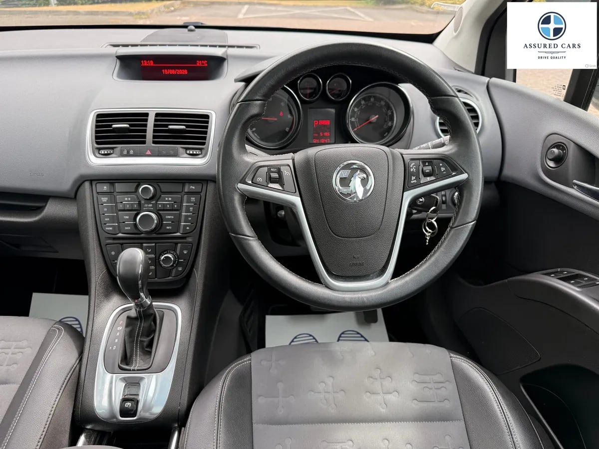 Car View 36