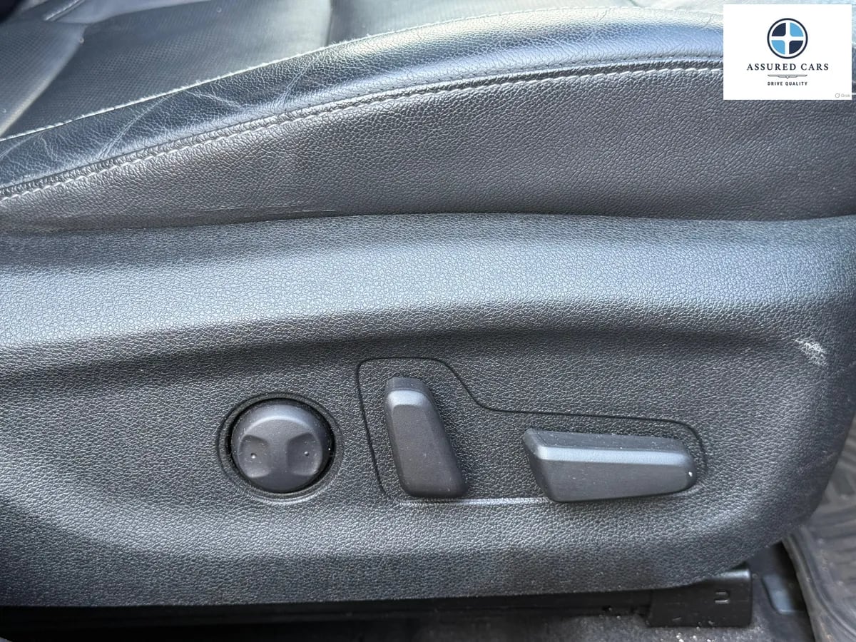 Car View 29