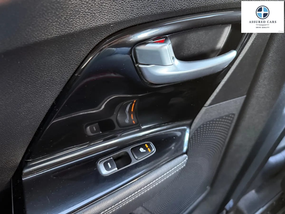 Car View 56