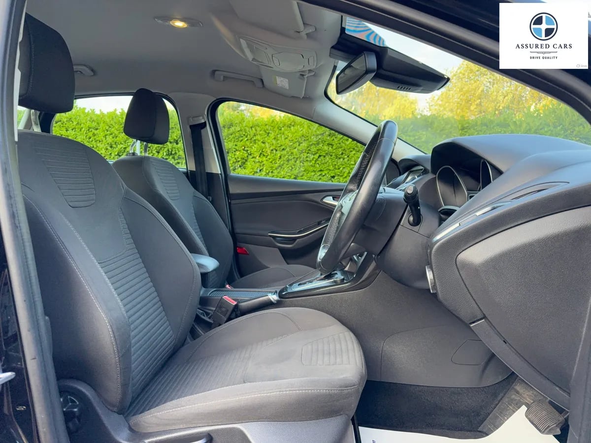 Car View 26
