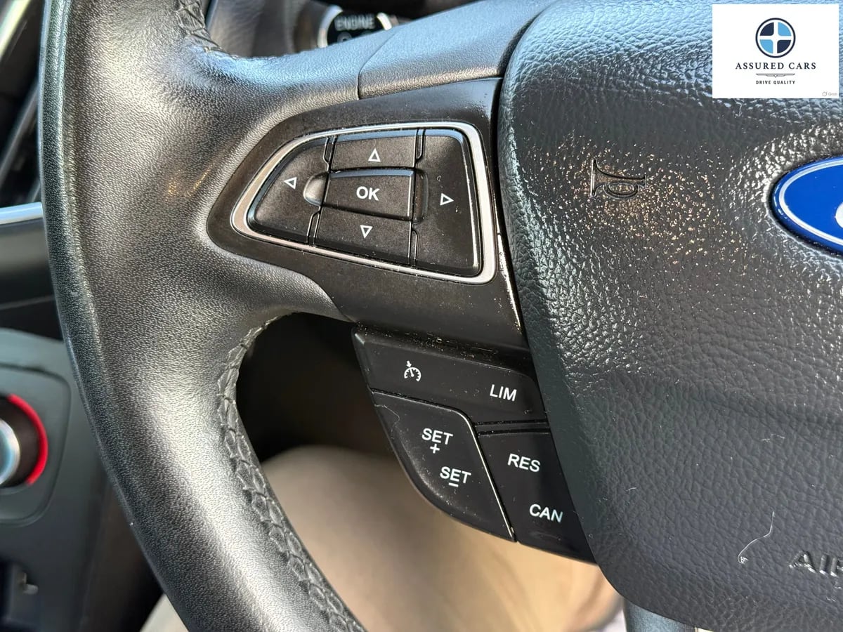 Car View 33