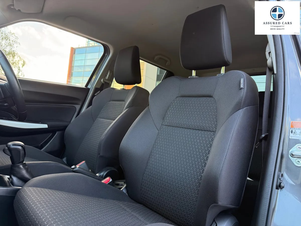 Car View 14