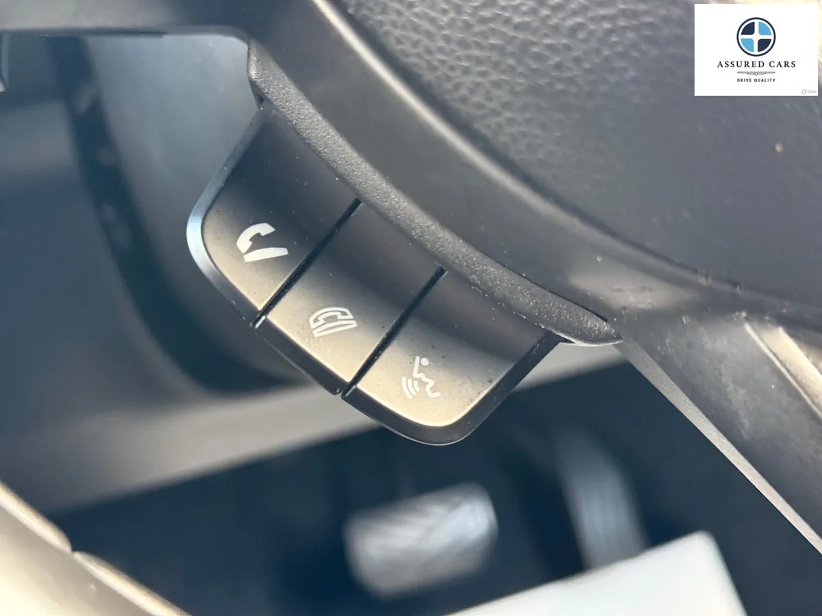 Car View 26