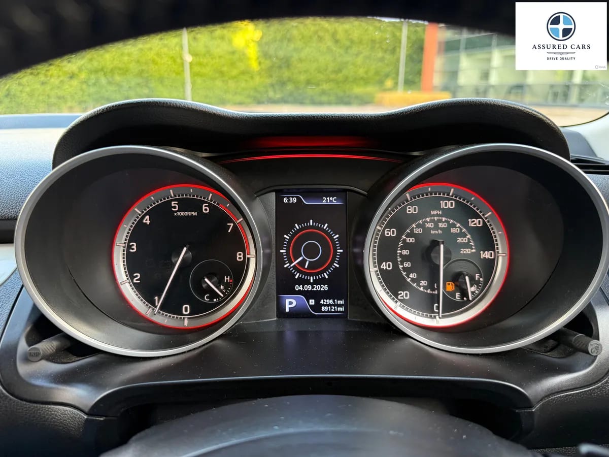 Car View 32