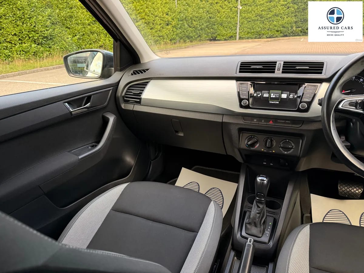 Car View 23