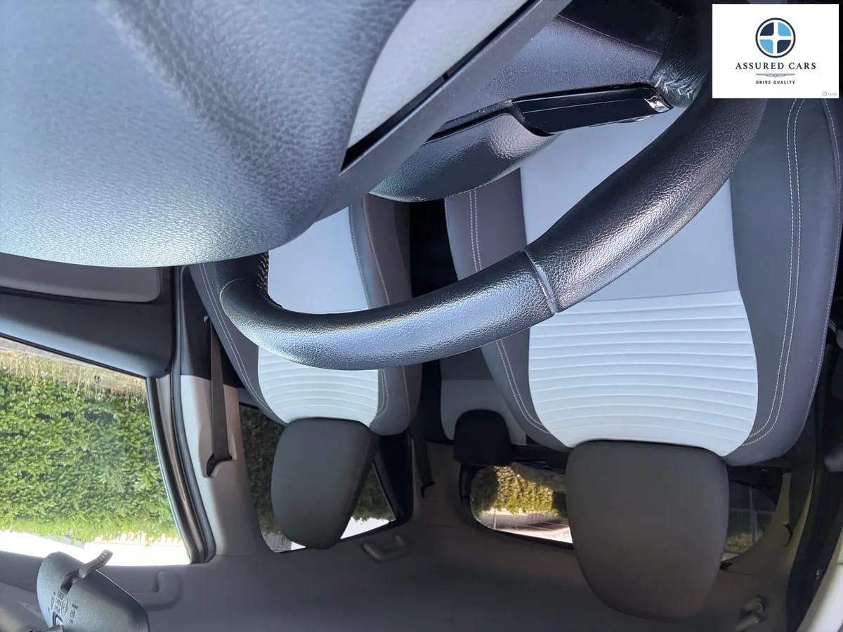 Car View 15