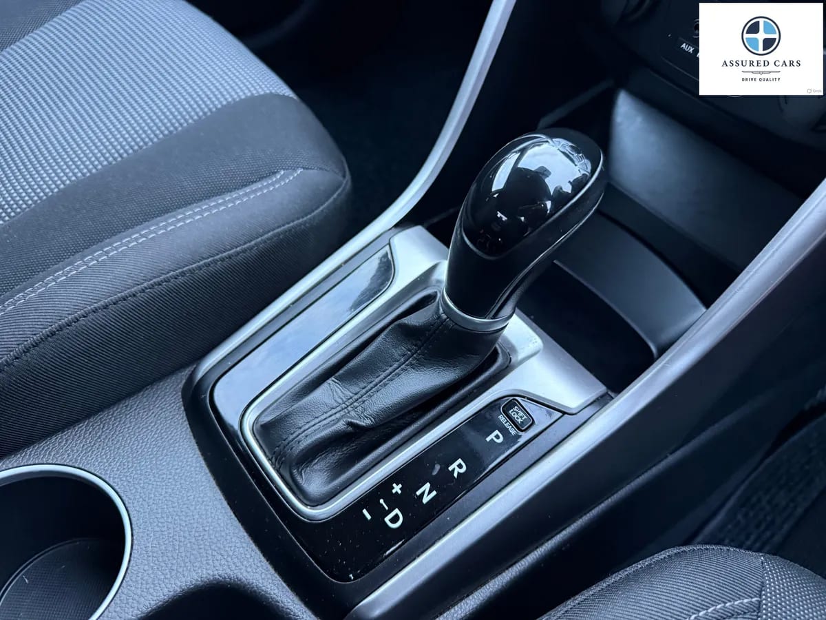 Car View 17