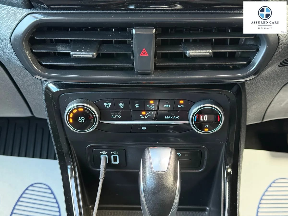 Car View 30