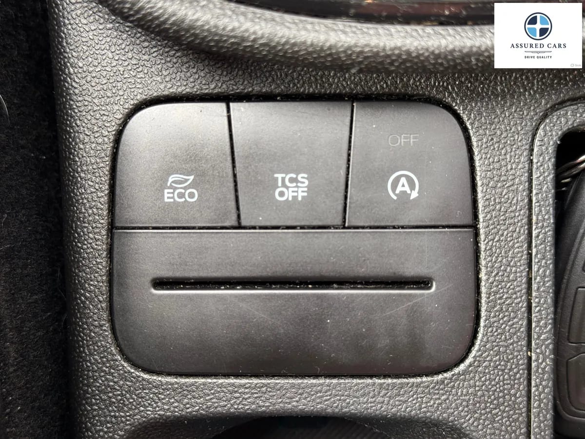 Car View 28