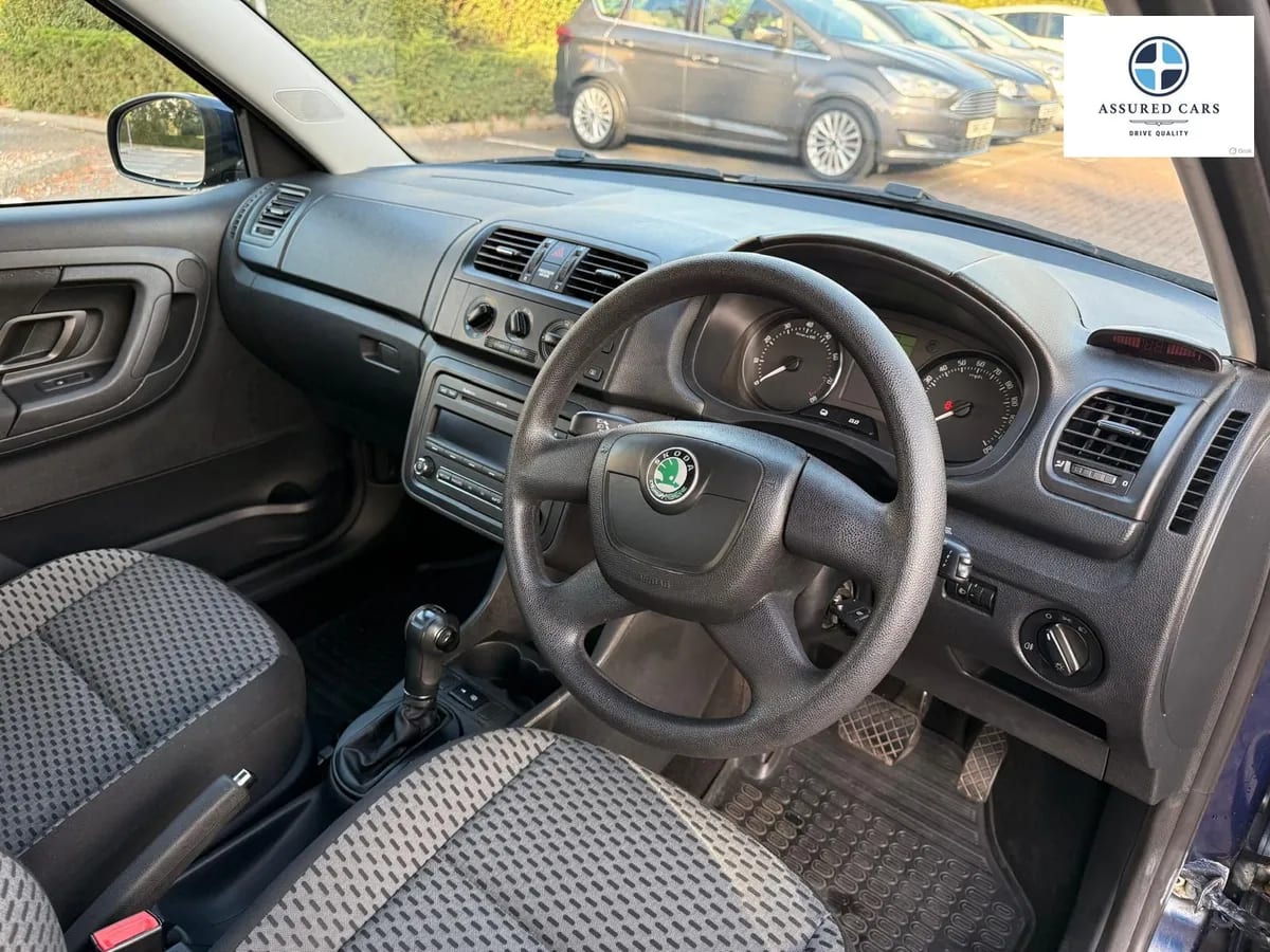 Car View 14