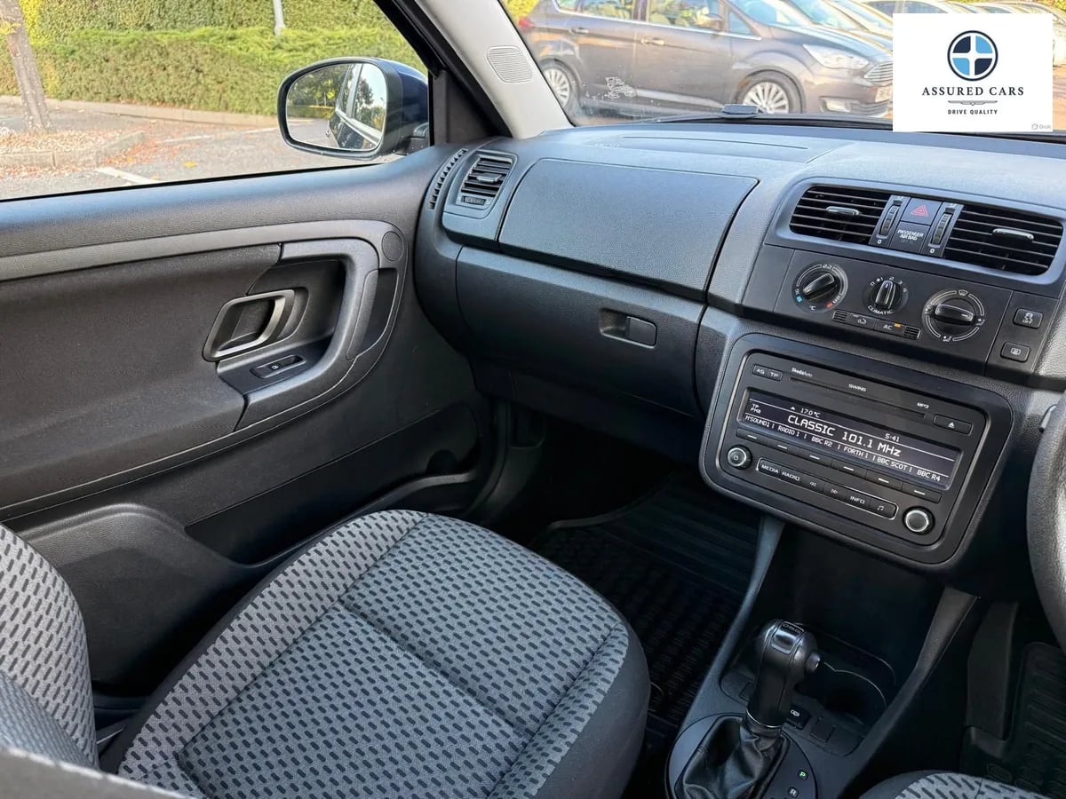 Car View 15