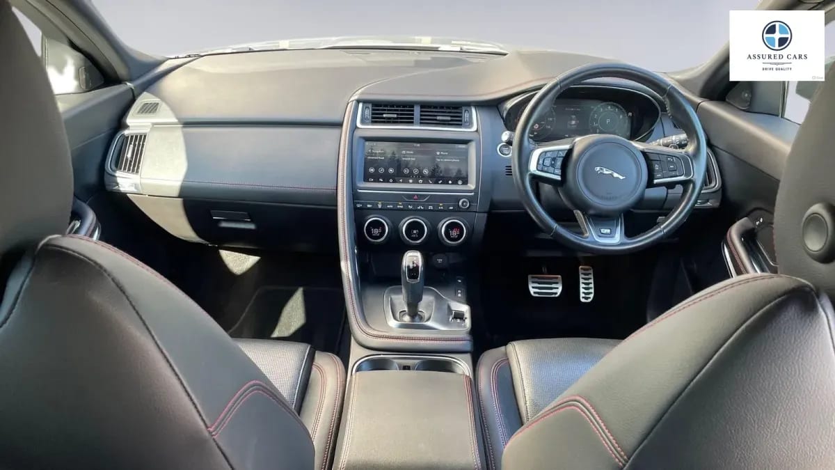 Car View 17