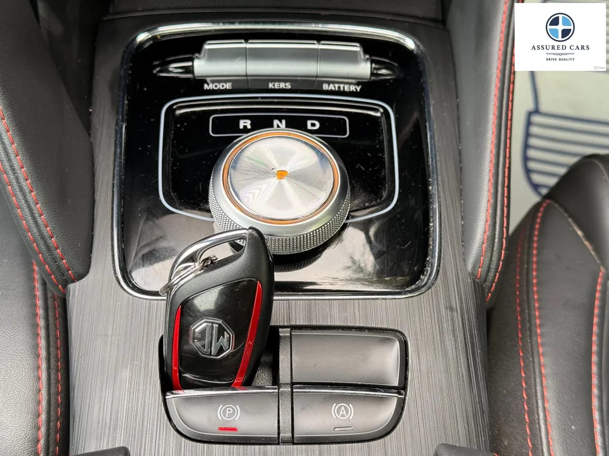 Car View 26