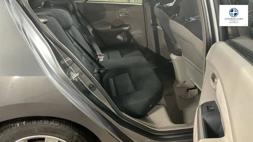 Car View 8