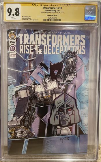 Image of Transformers #19 | Convention Edition | CGC 9.8 | Signature Series