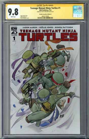 Image of TEENAGE MUTANT NINJA TURTLES #1 CGC 9.8 SS SIGNED PEACH MOMOKO 1:100 RATIO RARE