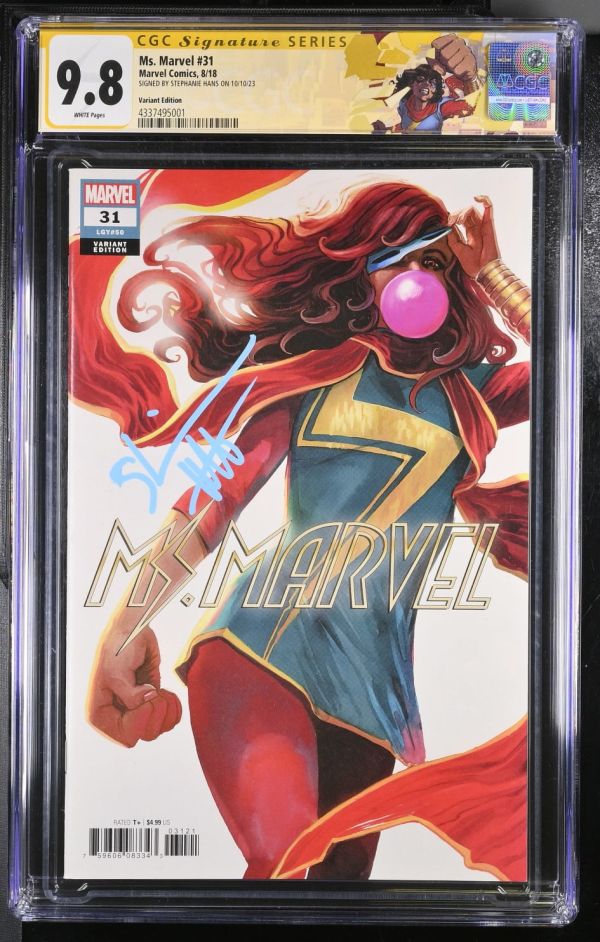 Image for Ms. Marvel #31 CGC 9.8 Signature Series