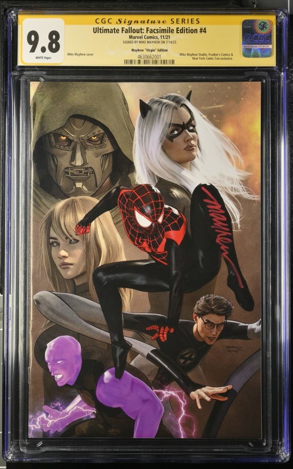 Image for Ultimate Fallout: Facsimile Edition #4 CGC 9.8 Signed by Mike Mayhew
