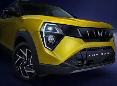 Mahindra XUV 3X 0 - miniatura 6