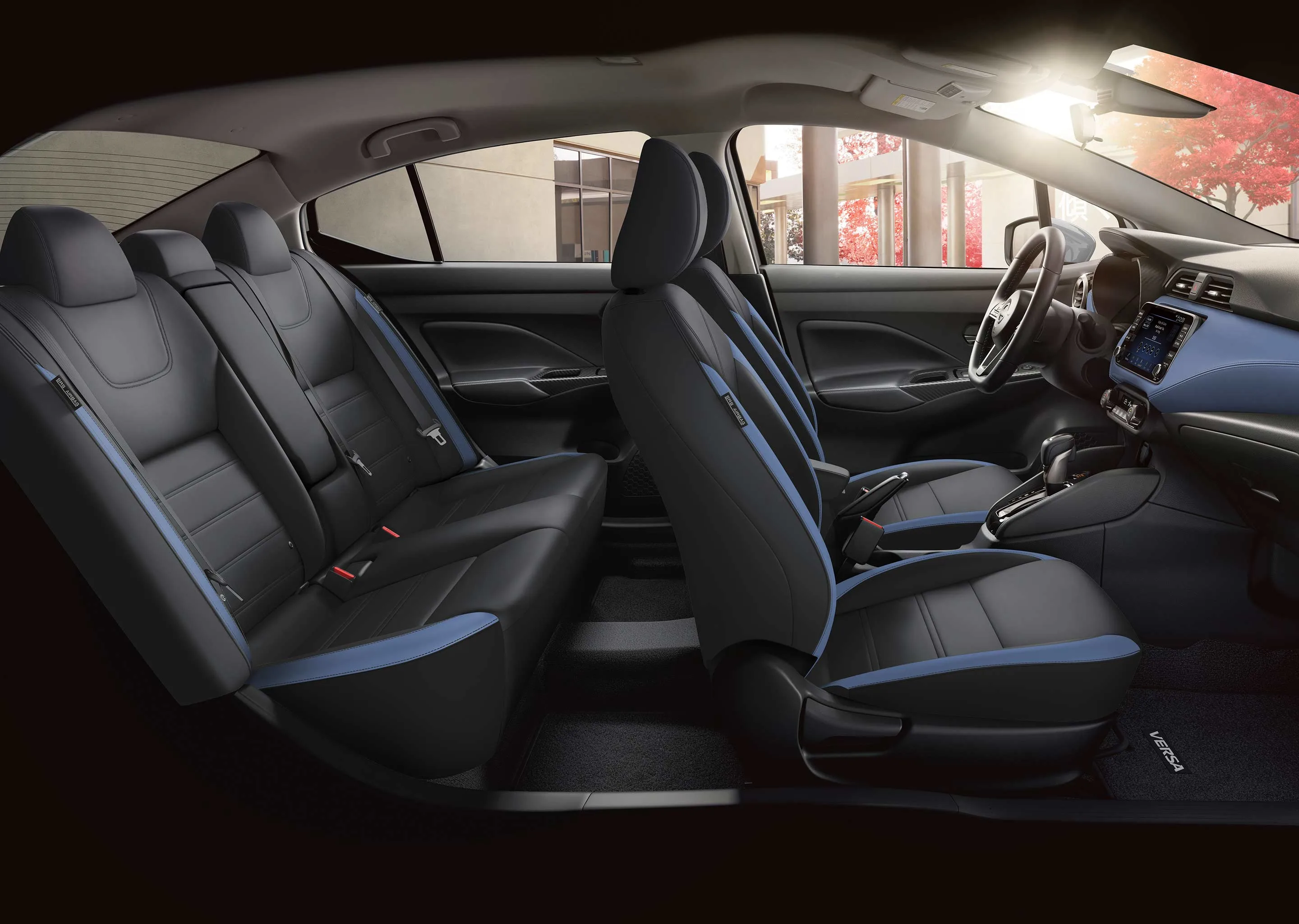 Nissan Versa - miniatura 6