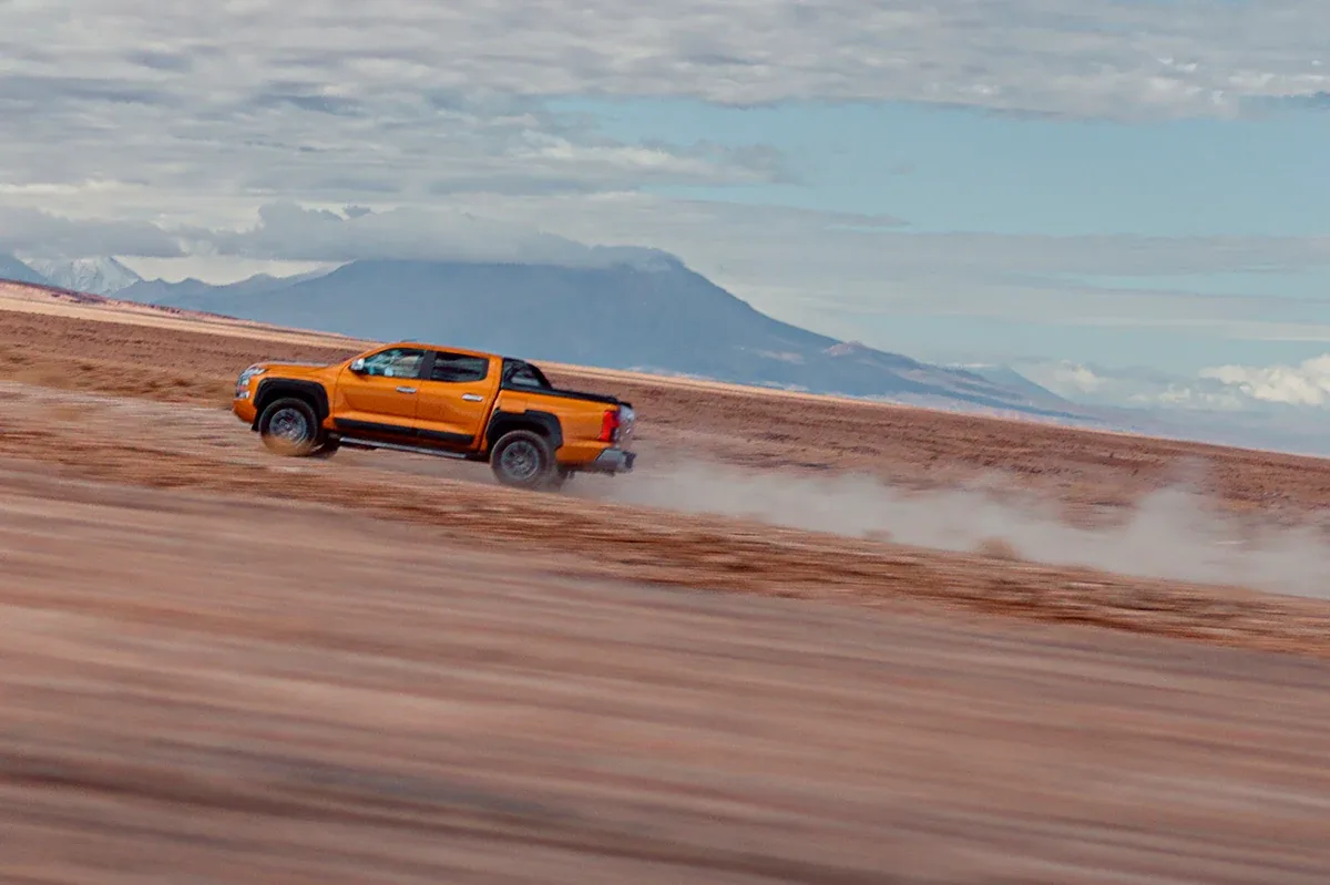 Mitsubishi L200 - miniatura 9